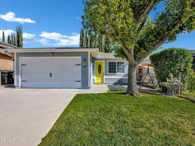 458 Houston Dr, Thousand Oaks, CA 91360