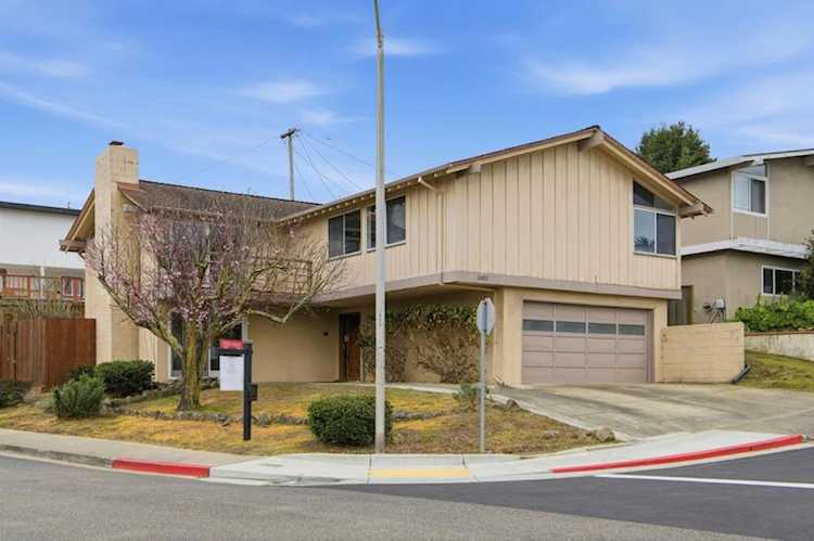 2401 Ardee Ln, South San Francisco, CA 94080