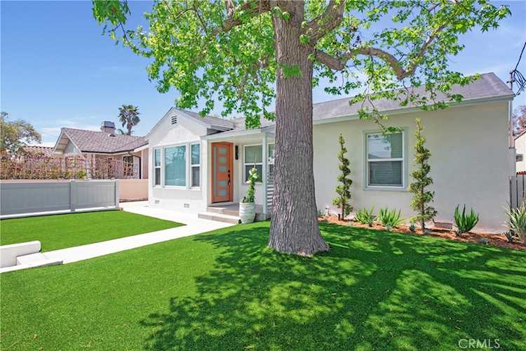 2019 Orange Avenue, Costa Mesa, CA 92627