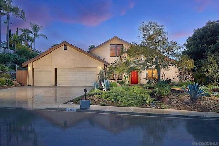 7627 Reposado Dr, Carlsbad, CA 92009