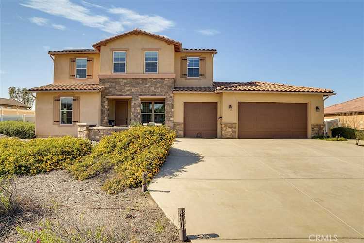 1653 Lucas Ln, Redlands, CA 92374