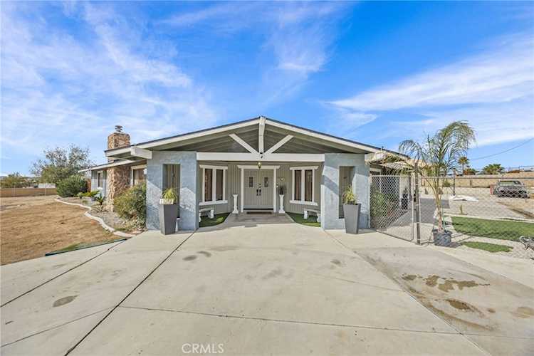 13288 13288 Choco Rd, Apple Valley, CA 92308