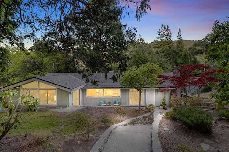 1019 Los Trancos Rd, Portola Valley, CA 94028