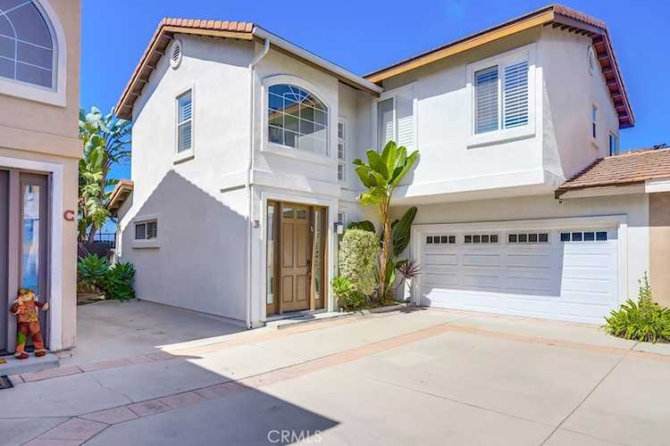 1581 Orange Ave #B, Costa Mesa, CA 92627
