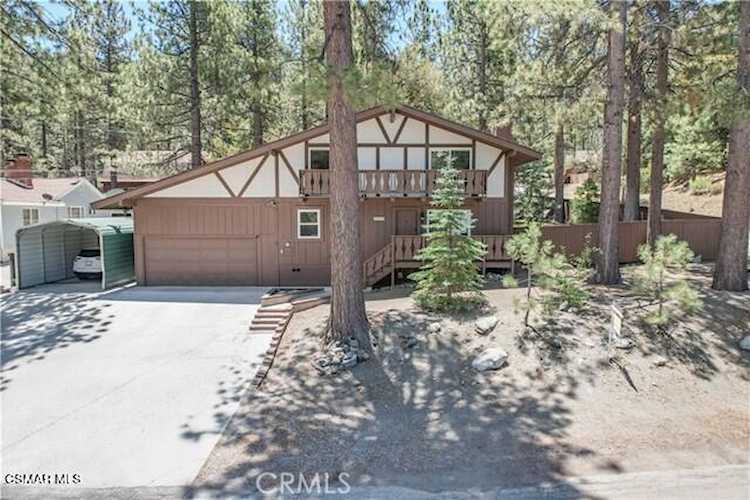 26710 Pinecreek Dr, Wrightwood, CA 92397