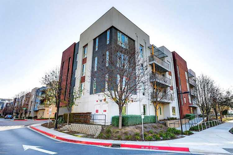 430 Montague Expy #20, Milpitas, CA 95035