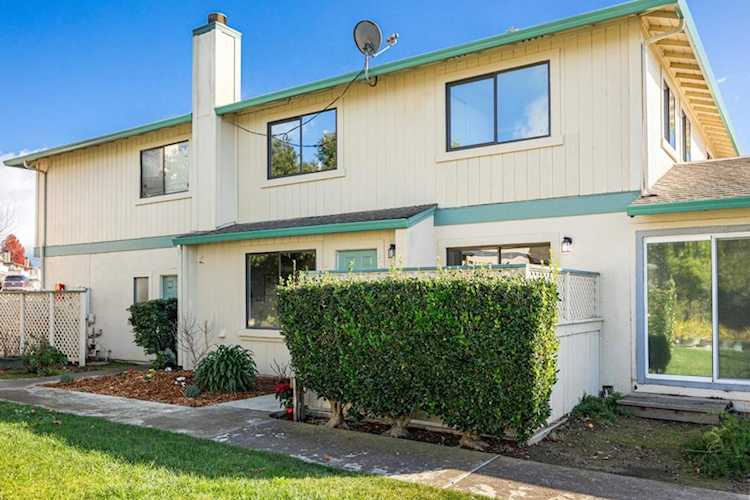 253 Green Meadow Dr #C, Watsonville, CA 95076