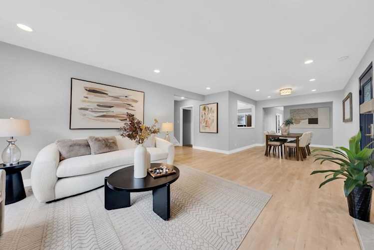 209 Norwich Dr, South San Francisco, CA 94080