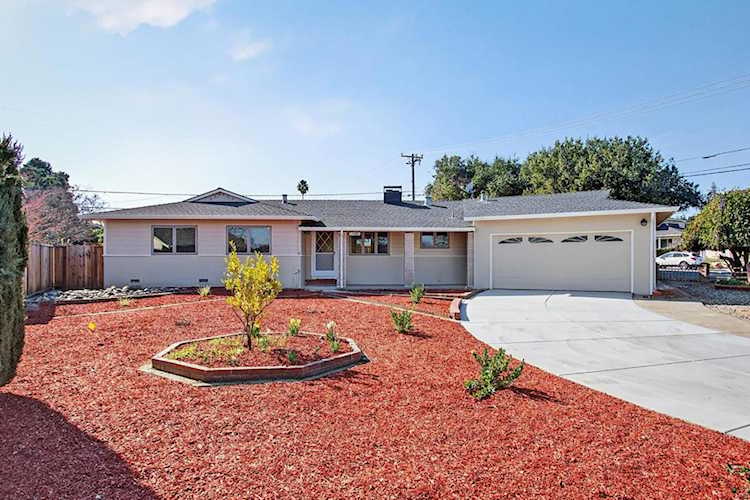 19150 Brookhaven Dr, Saratoga, CA 95070