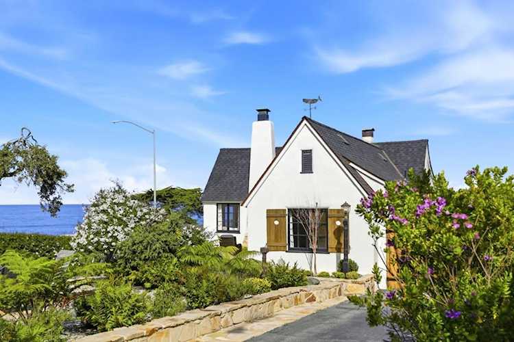 115 1st St, Pacific Grove, CA 93950