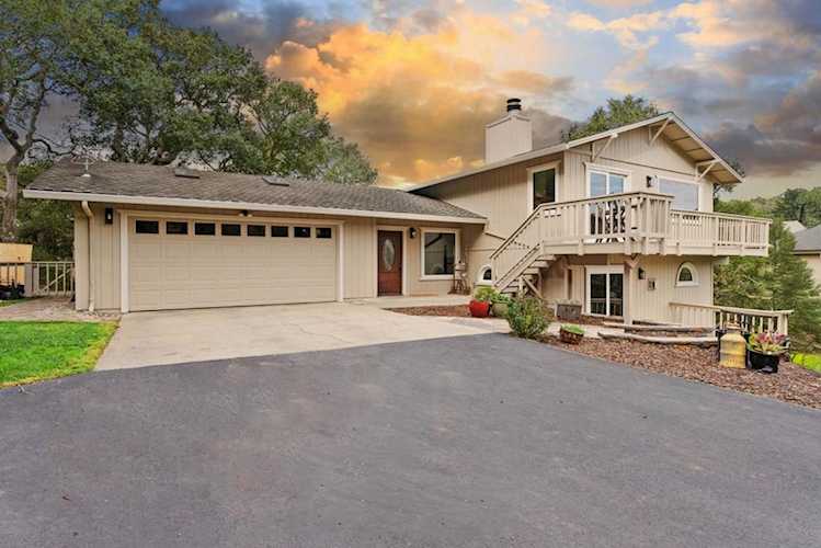 280 Hidden Valley Rd, Royal Oaks, CA 95076