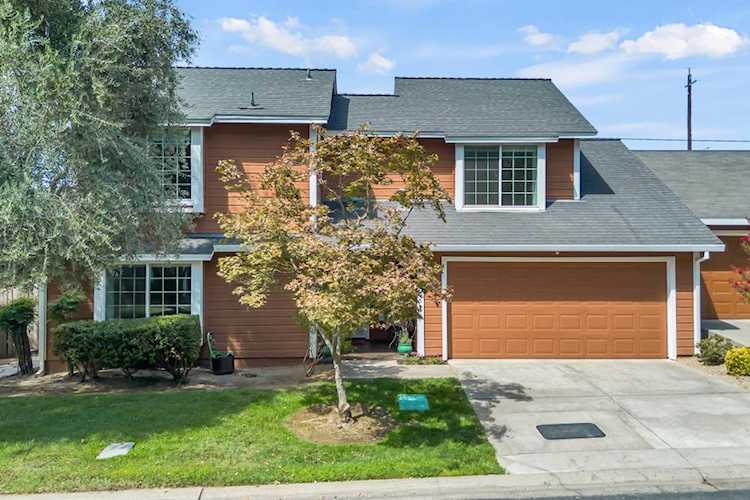 33 Coyle Creek Circle, Fair Oaks, CA 95628