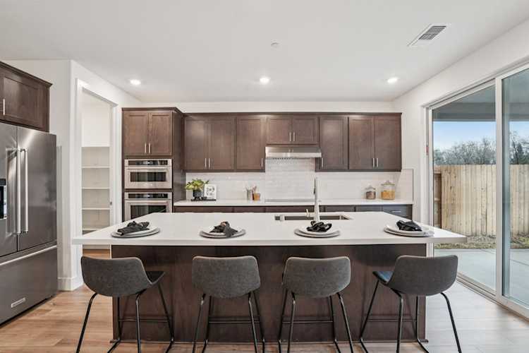 903 Porter Drive, Roseville, CA 95678