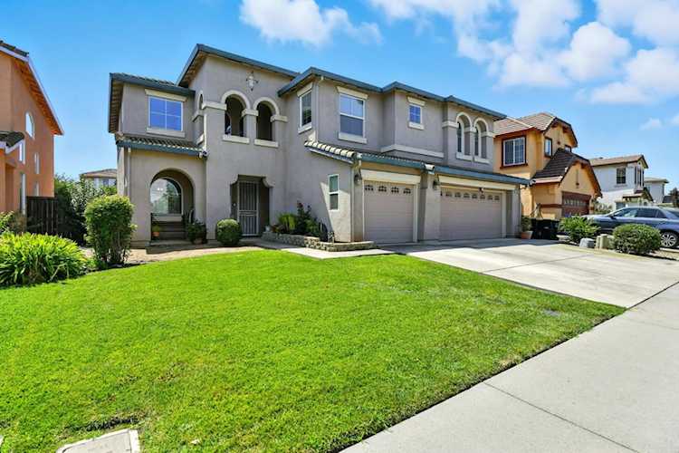 9452 Lyndley Plaza Way, Elk Grove, CA 95624
