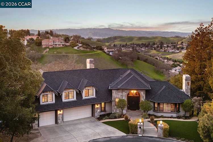 145 Sugar Creek Ln, Alamo, CA 94507