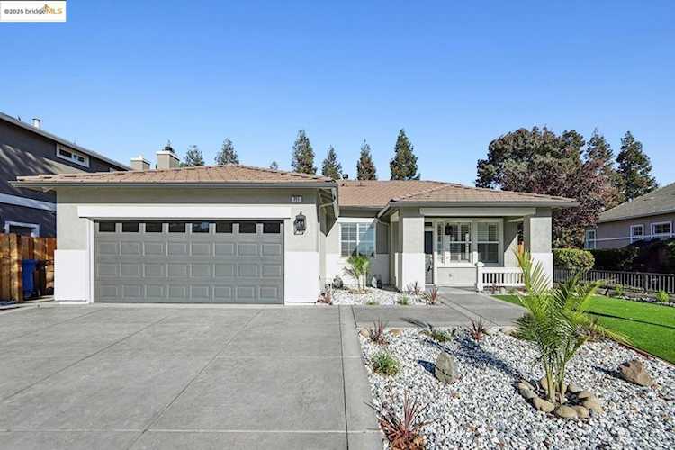 711 Thompsons Dr, Brentwood, CA 94513