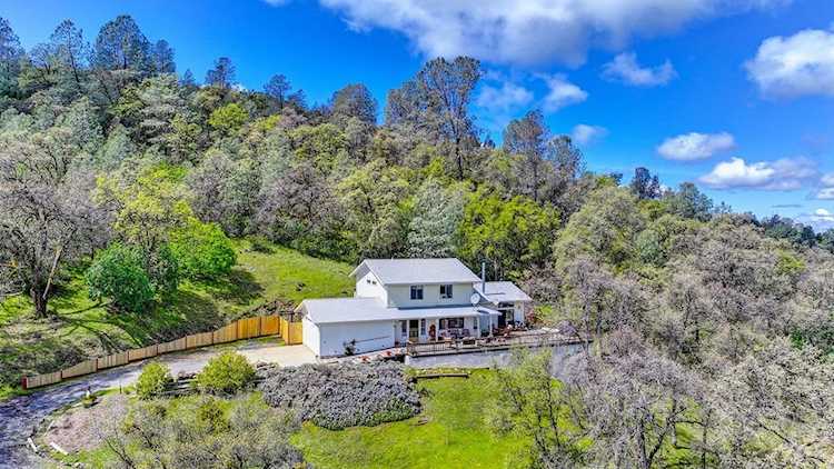 6930 Loggers Hollow Road, Somerset, CA 95684