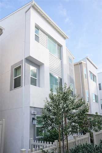 10891 Scottsbluff, Stanton, CA 90680