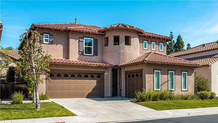 2981 Humeston, Tustin, CA 92782