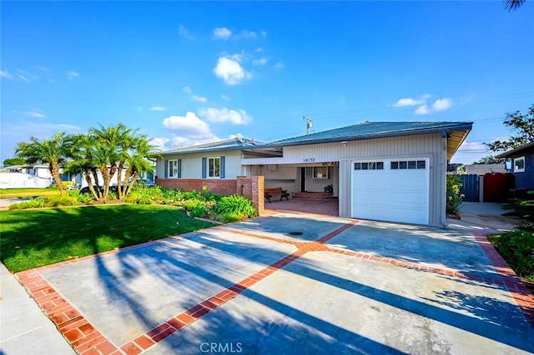14132 Carfax, Tustin, CA 92780