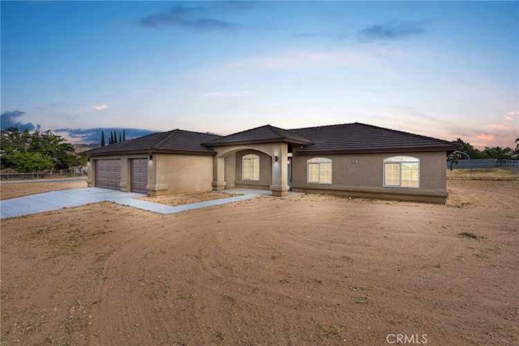 17995 Seaforth St, Hesperia, CA 92345