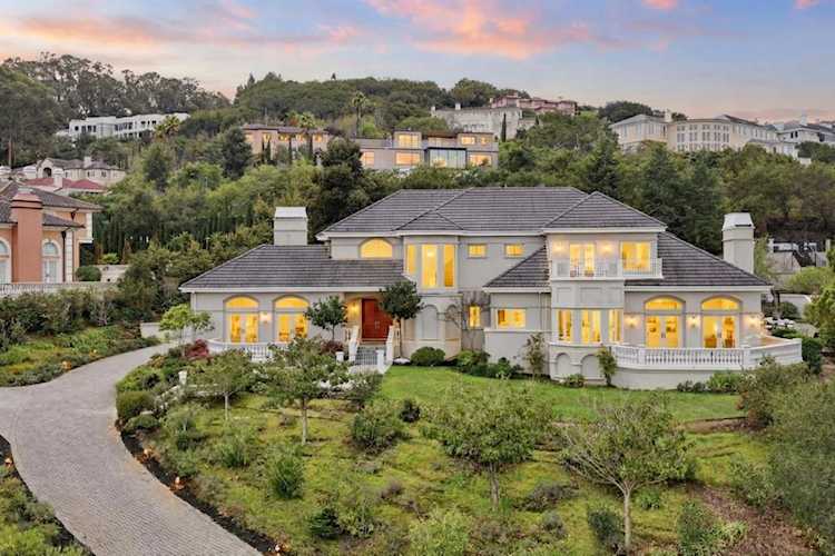 140 Tobin Clark Dr, Hillsborough, CA 94010