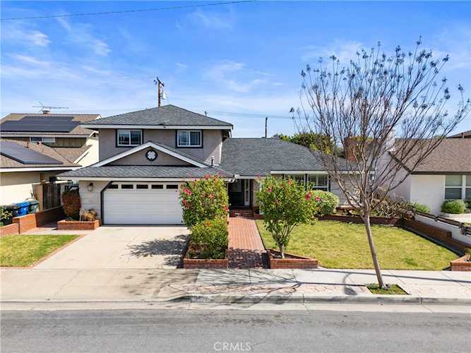 9432 Alderbury, Cypress, CA 90630