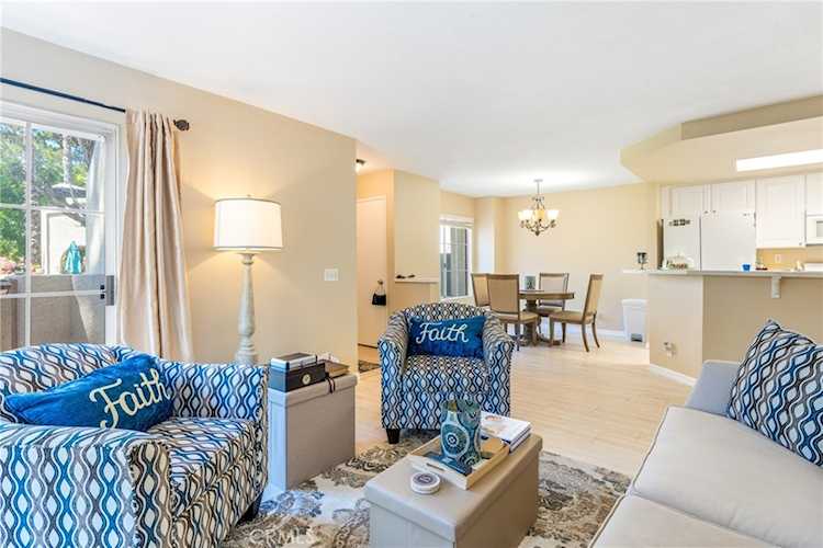 24352 Berrendo #4, Laguna Hills, CA 92656