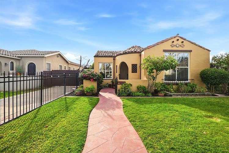 7681 Hanna St, Gilroy, CA 95020