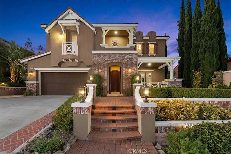 3246 Sitio Avellana, Carlsbad, CA 92009