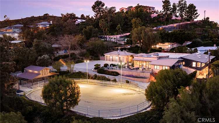 10845 N Meads, Orange, CA 92869