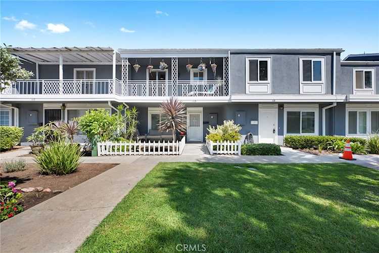 115 Morristown, Costa Mesa, CA 92626