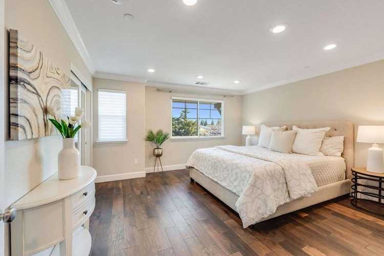 245 Spring Harvest Rd, Hayward, CA 94544