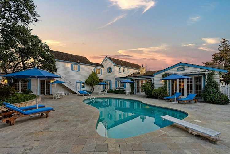 22 Hollins Dr, Santa Cruz, CA 95060