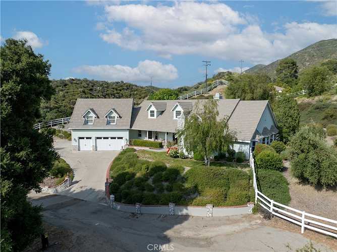 15341 Iron Canyon, Canyon Country, CA 91387