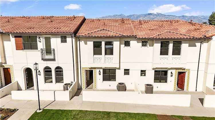 126 N New Ave #4, Monterey Park, CA 91755