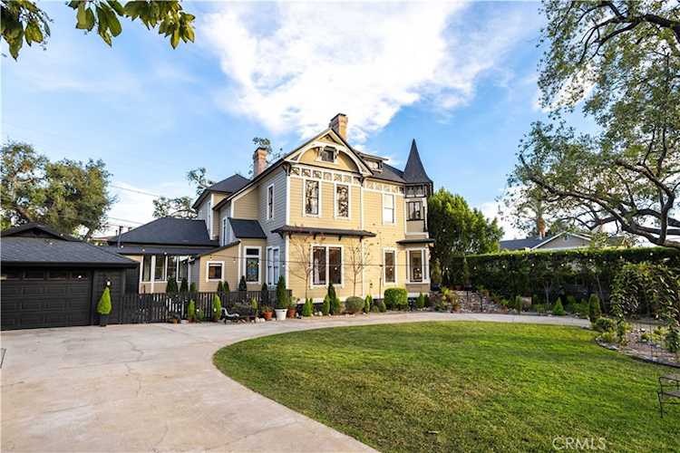 250 N Primrose Ave, Monrovia, CA 91016