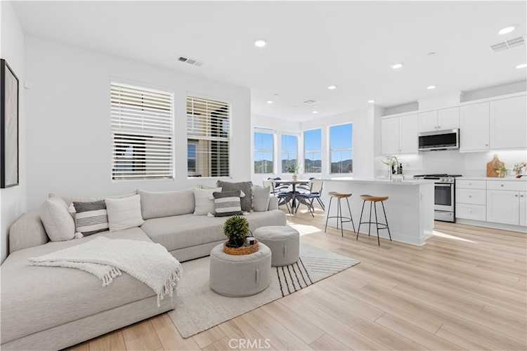 1300 Lasso Way #305, Rancho Mission Viejo, CA 92694