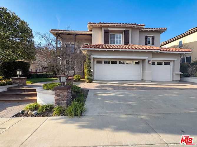 17 Kennedy Ct, Trabuco Canyon, CA 92679