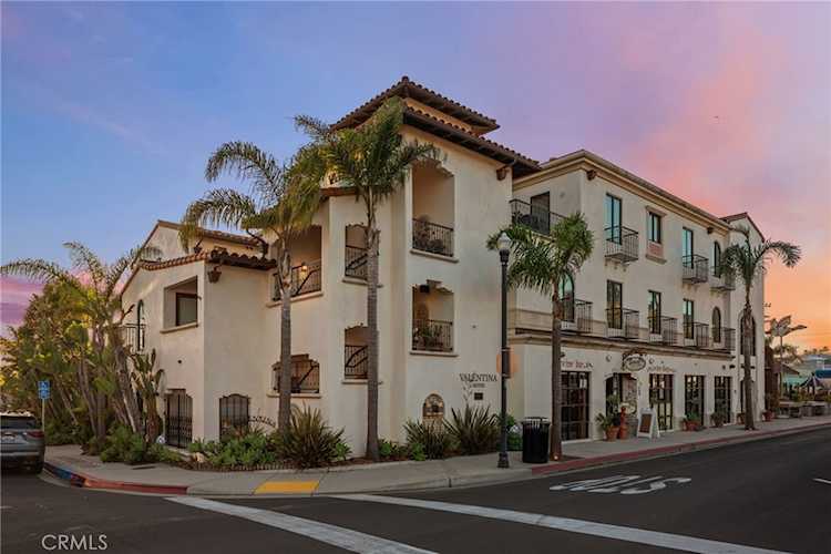 911 Price St #5, Pismo Beach, CA 93449
