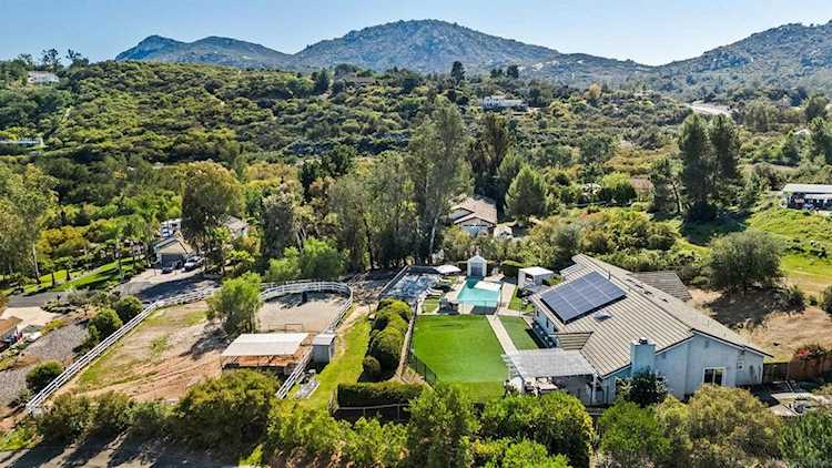 16502 Shady Oaks Dr, Ramona, CA 92065