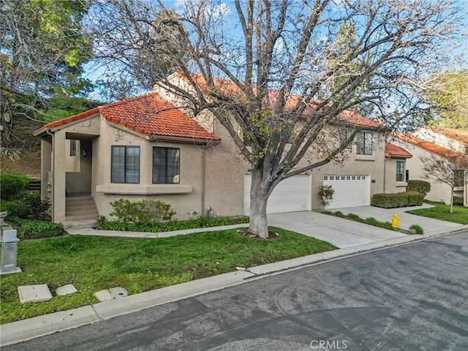 26379 Rainbow Glen Dr, Newhall, CA 91321