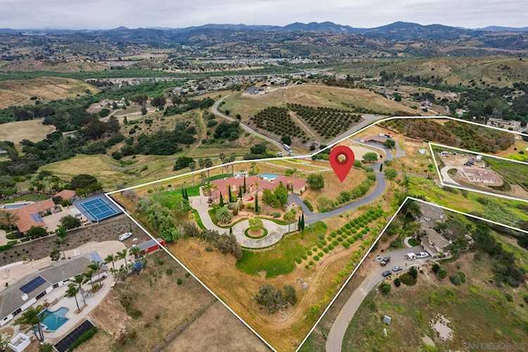 5320 Olive Hill Trl, Bonsall, CA 92003