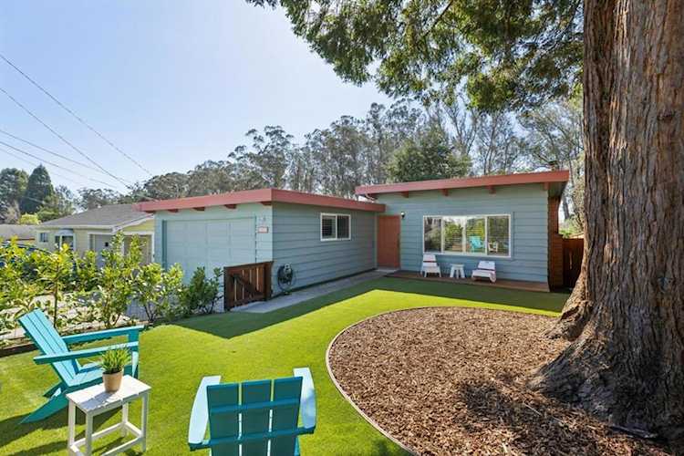 355 San Carlos Ave, El Granada, CA 94018