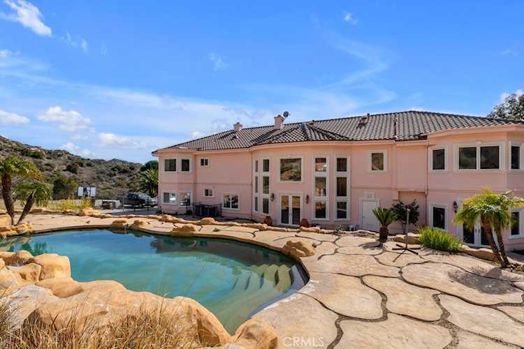 15 Maverick Ln, Bell Canyon, CA 91307