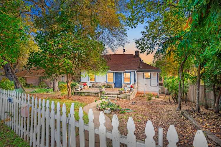 330 Foresthill Avenue, Auburn, CA 95603