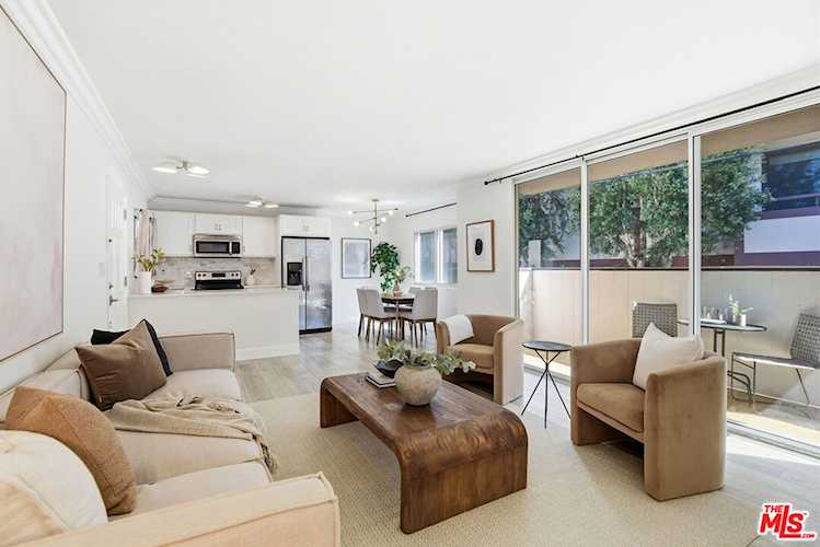 8358 Manitoba St #8, Playa Del Rey, CA 90293