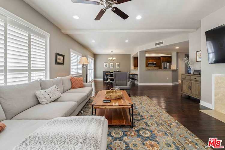 11115 Acama St #107, Studio City, CA 91602