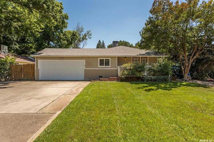 8780 Elm Avenue, Orangevale, CA 95662