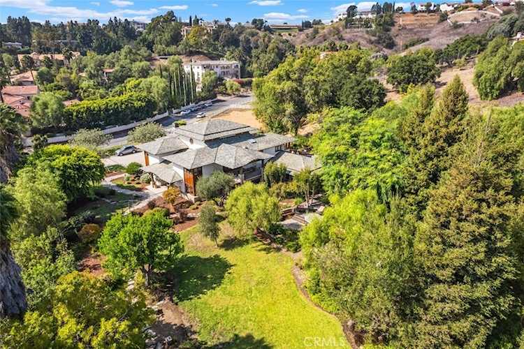 2540 Crow Foot Ln, Diamond Bar, CA 91765